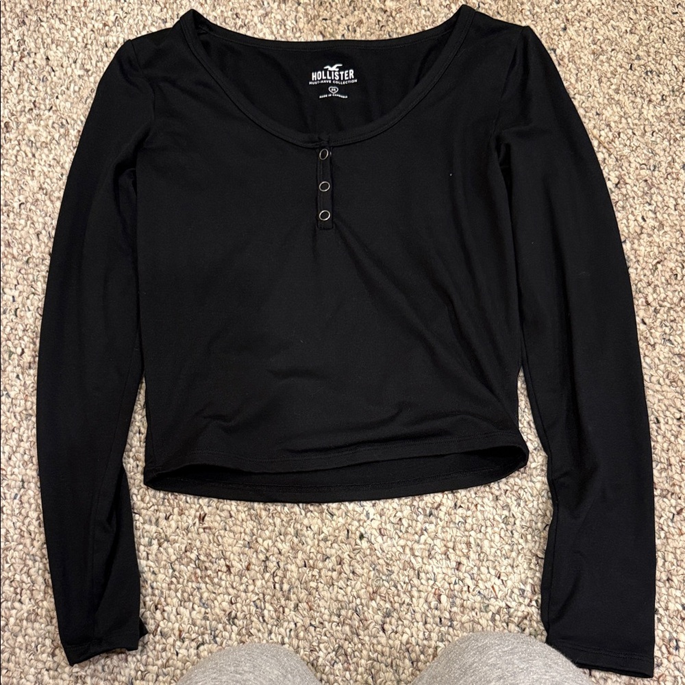 Hollister Black Long Sleeve Tee